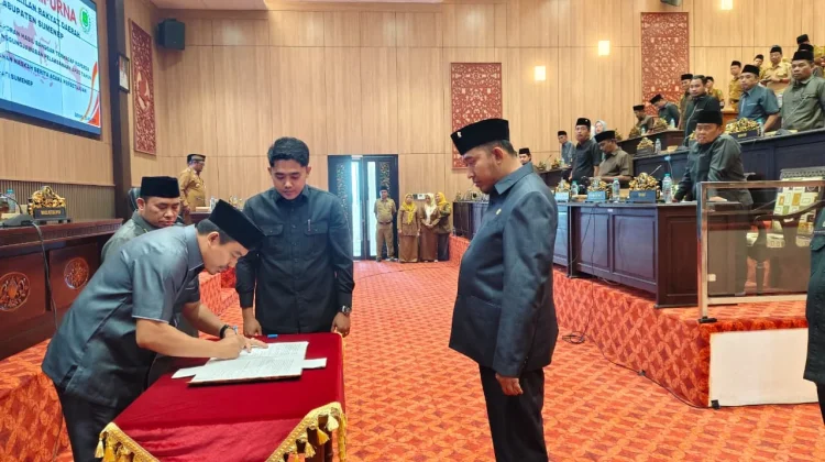 Hasil Pembahasan Pertanggungjawaban APBD Sumenep Disahkan di Paripurna DPRD