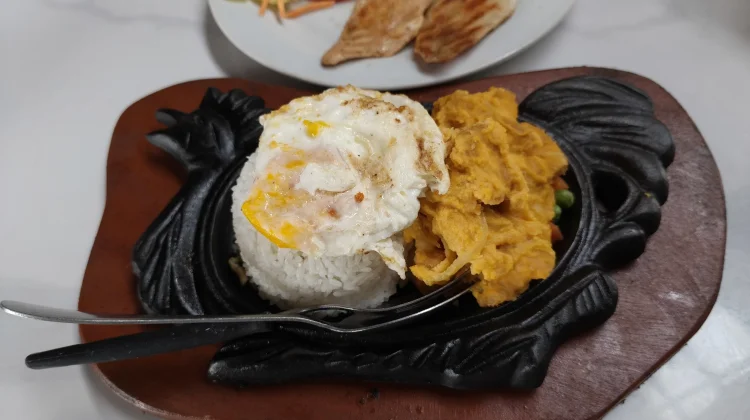 Bikin Nagih! Chicken Salted Egg Terus Menjadi Menu Favorit yang Tak Pernah Redup