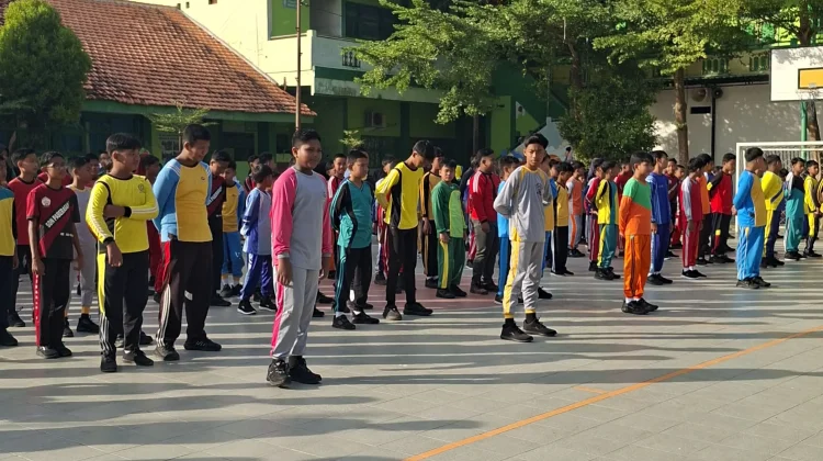 MTsN 2 Sumenep Ajak Siswa Baru Belajar Disiplin lewat PraMata Muda