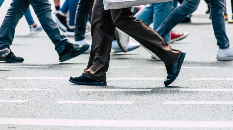 Manfaat Jalan Kaki 30 Menit Setiap Hari bagi Kesehatan