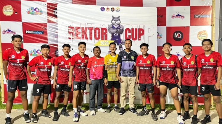 Tim Voli SMKN 1 Sumenep Loloskan Putra dan Putri ke Final Rektor Unija Cup