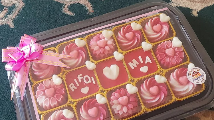 Endang sulistiani owner Doyan Puding yang lagi viral