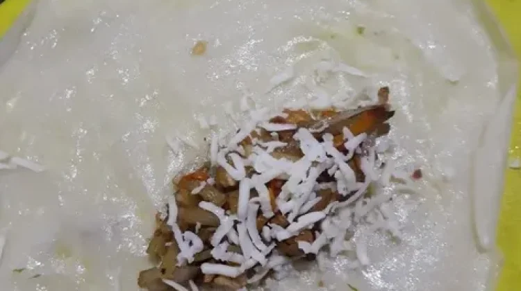 Lumpia Talas Keju, Jajanan Tradisonal Kekinian Masuk Pasar