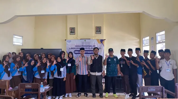SMA Al-Iftitahiyah Tanamkan Kepedulian Lingkungan lewat MPLS
