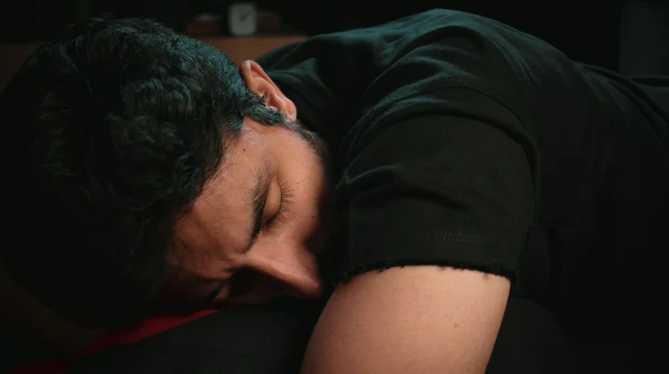Mengapa Manusia Butuh Tidur? Penjelasan Ilmiah tentang Peran Tidur bagi Otak