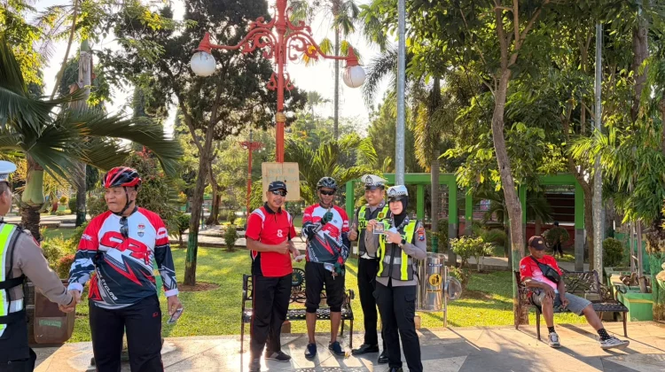 Satlantas Kenalkan Halo Kapolresta Sumenep ke Warga