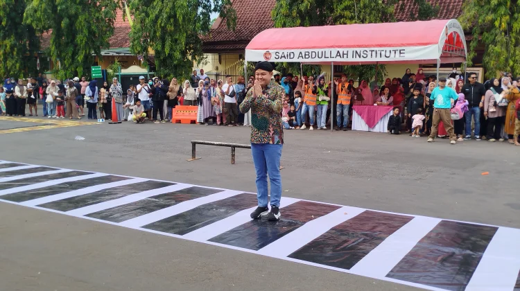 Batik Sumenep Tampil Memukau di Sunday Batik on the Street 2026