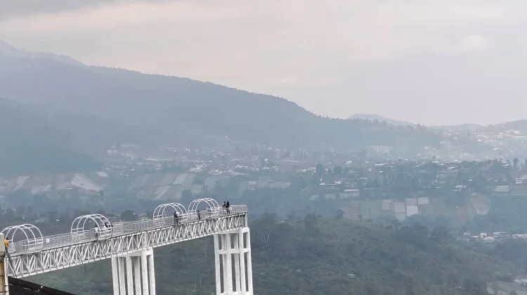 Kemuning Sky Hills, Surga Wisata Alam Karanganyar yang Memukau