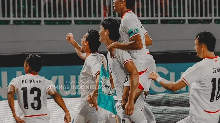 Herdman Puas Timnas Indonesia Tekuk Kamboja, Soroti Debut Gemilang Mitchel Baker