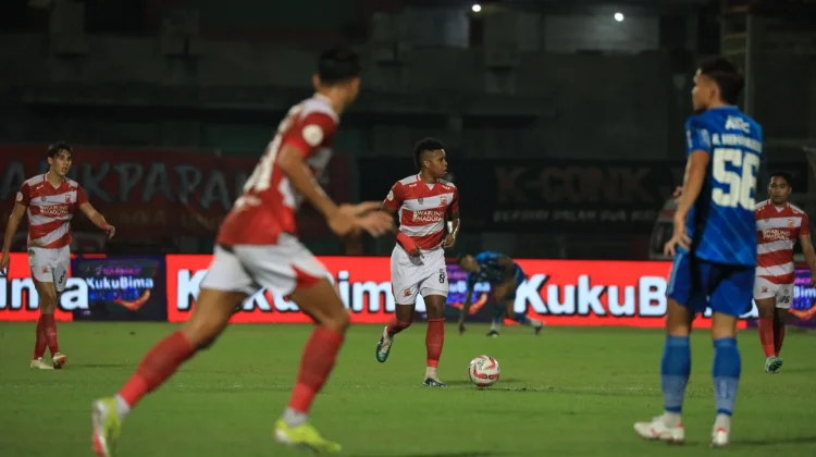 Madura United Kembali Reuni Dengan Gelandang Hugo Gomes
