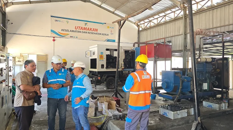 PLN Bergerak ke Pulau Oksigen, Pastikan Tak Ada Gangguan Listrik Saat HUT RI