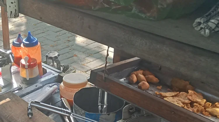 Kuliner Taman Tajamara Dongkrak Pendapatan Pedagang