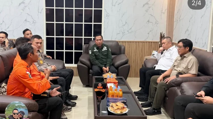 Kemenhub Kerahkan Armada dan Posko Terpadu Tangani Kebakaran KM Mutiara Sentosa