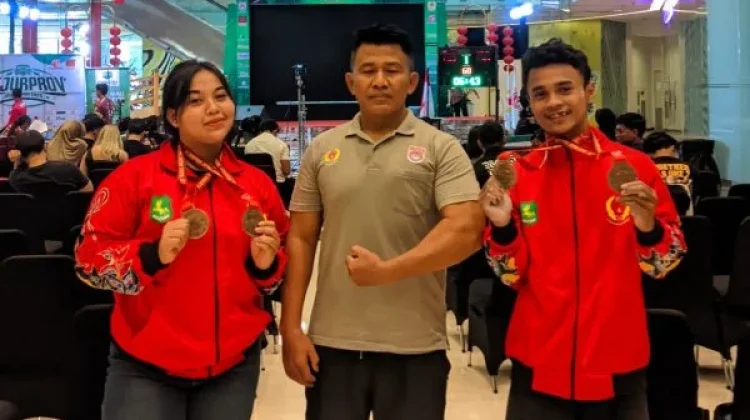 Kirim Dua Atlet Debut, Angkat Berat Sumenep Sabet Dua Perunggu Kejurprov Jatim