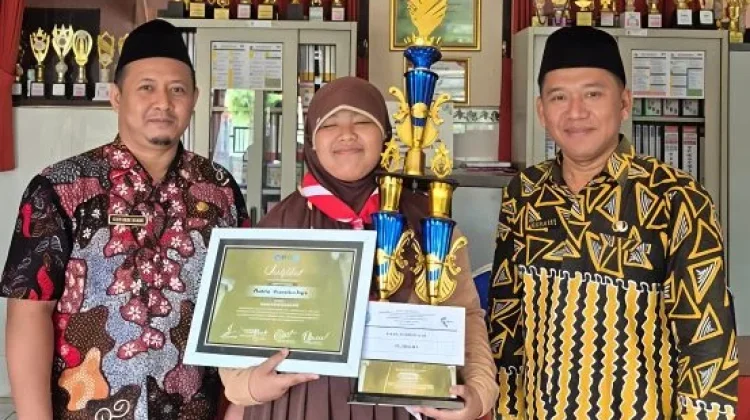 Siswi SDN Gapura Barat I Sumenep Sabet Juara III OPEC Se-Madura 2026