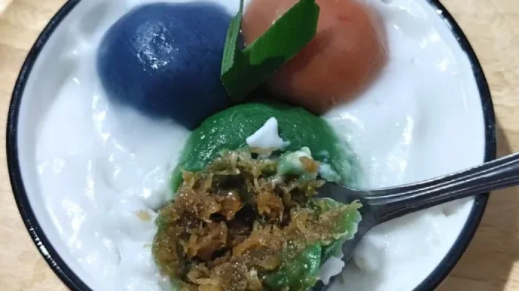 Kue Putri Mandi, Jajanan Tradisional yang Tetap Digemari Keluarga