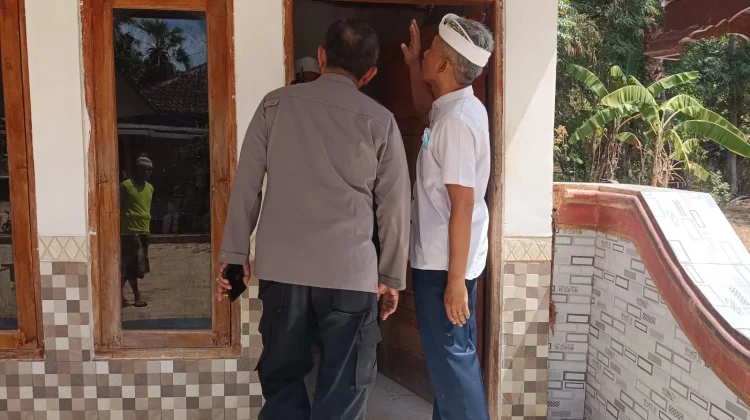 Polsek Gapura Polresta Sumenep Tangani Penemuan Mayat di Sebuah Rumah