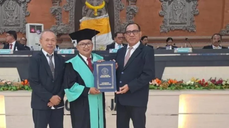 Dosen PGSD UPI Sumenep Syaiful Bahri Raih Gelar Doktor IPK Sempurna
