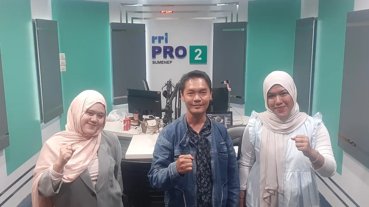 Anak Muda dan Validasi Barang Branded di Era Digital