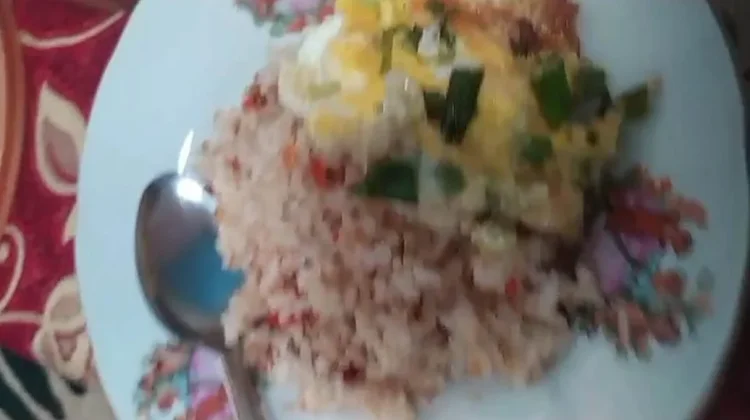 Nasi Goreng Telur Ceplok Bawang Masih Digemari Berbagai Kalangan