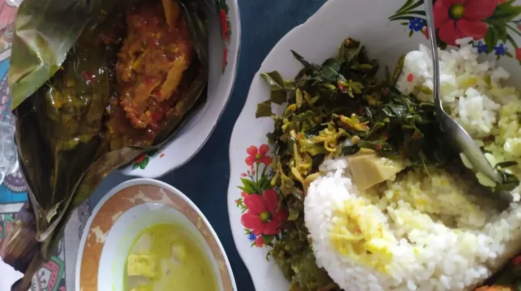 Oseng Sayur, Pepes Ikan, dan Tahu Jadi Menu Sehat Favorit