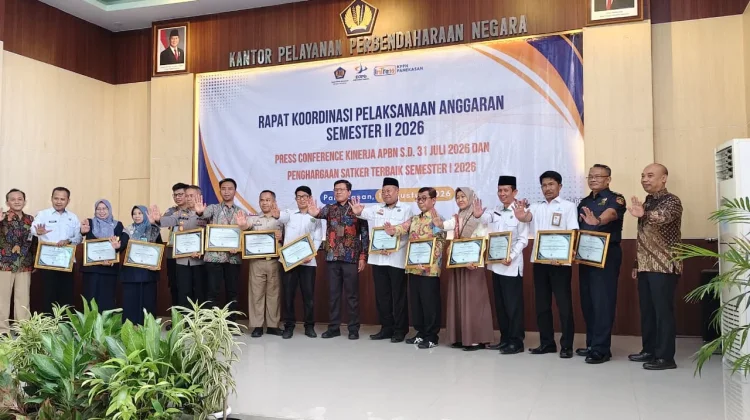 MAN Sumenep Raih Tiga Penghargaan Keuangan dari KPPN Pamekasan
