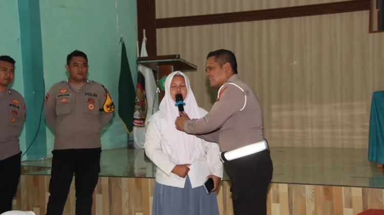 Polresta Sumenep Dorong Generasi Muda Melek Teknologi melalui Edukasi Paham AI