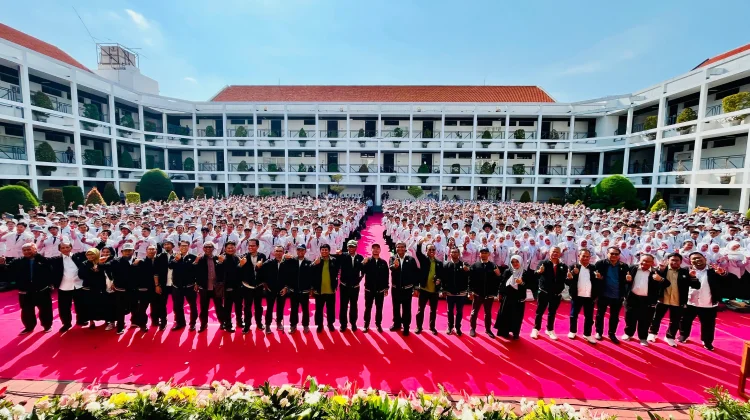 Ribuan Mahasiswa Baru PENS Penerus Talenta Teknologi Berdaya Saing Asia Tenggara