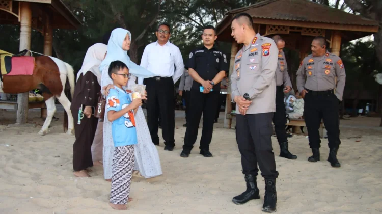 Kapolresta Sumenep Patroli di Pantai Lombang
