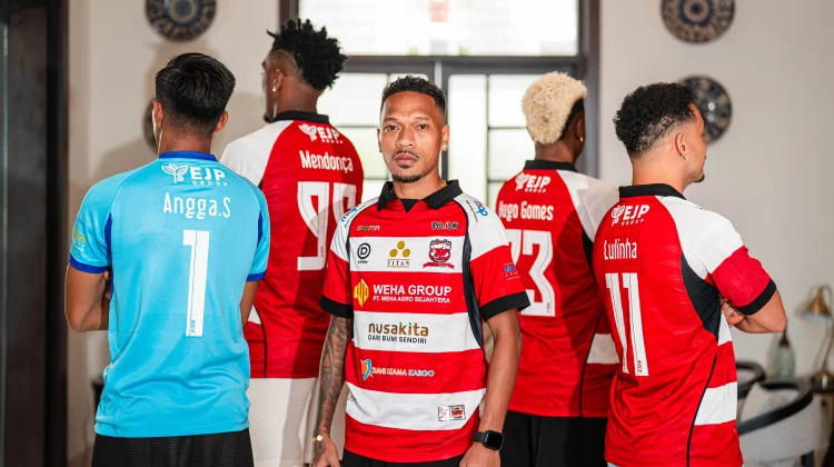 Jersey Madura United Bawa Filosofi Pesa’an dan Semangat Madura