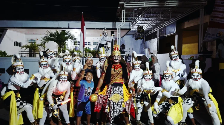 Team Trunojoyo Raih Kostum Terbaik 2026