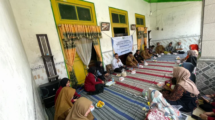 Mahasiswa STIT Aqidah Usymuni Edukasi UMKM Urus Sertifikasi Halal