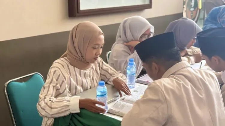Calon Wisudawan Uniba Madura Wajib Lulus Tes Ngaji sebelum Yudisium