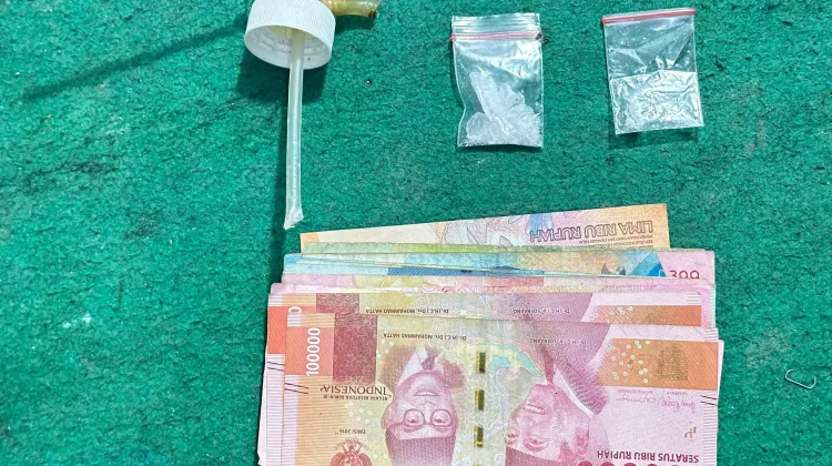Polsek Kangean Ungkap Kasus Narkotika, Sabu 1,30 Gram Diamankan