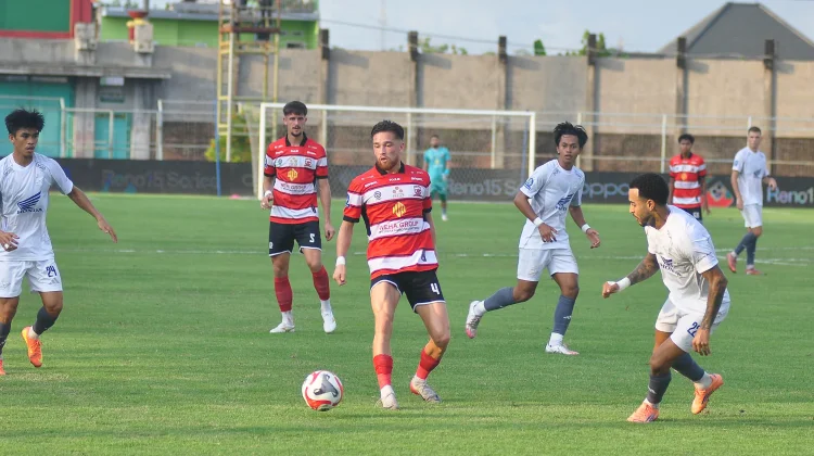 Madura United Turunkan Harga Tiket Ekonomi Bagi Suporter Musim Depan