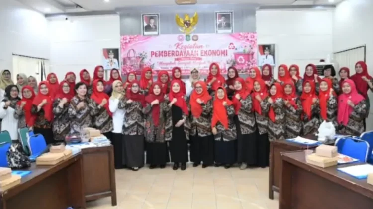 Gabungan Organisasi Wanita Sumenep Gelar Kegiatan Pengelolaan Sampah