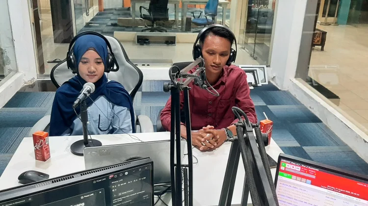 Jaga Malam Pro 2 Bahas Kuliah karena Cinta