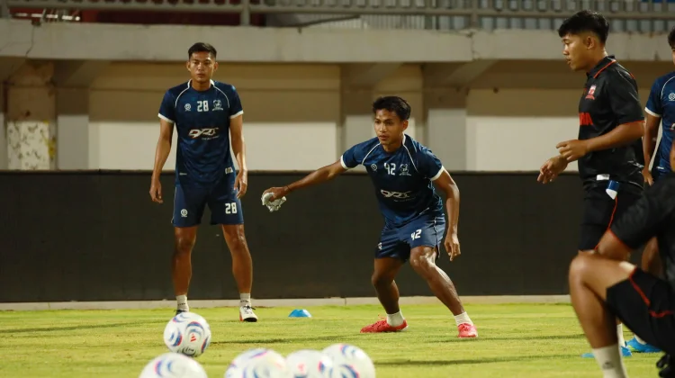 Ze Gomes Tak Ingin Lihat Masa Lalu, Fokus Bangun Madura United