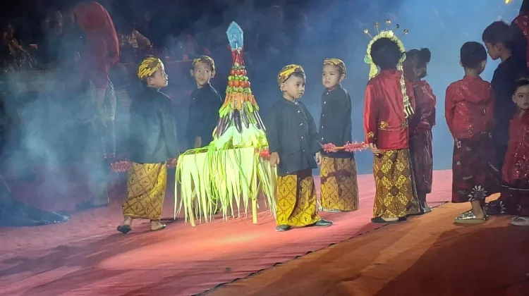 Ritual Tatorbangan Torbang Perkuat Kebersamaan Masyarakat