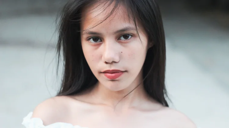 Inggris dan Tren Kontes Kecantikan Tanpa Makeup: Saat Cantik Tak Harus Dipoles