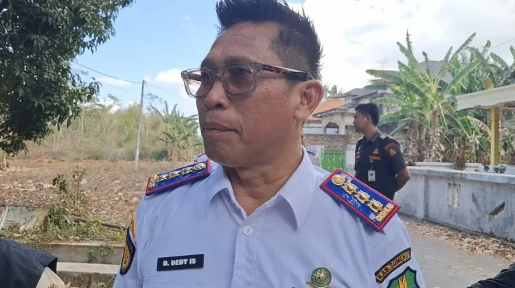 Tim Gabungan Tertibkan Kendaraan Angkutan Barang di Sumenep