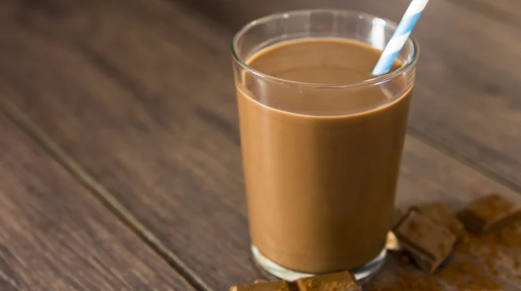 Anak Gemar Susu Cokelat, Perlukah Orang Tua Khawatir?