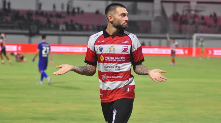 Dimitar Mitkov Optimistis Chemistry Madura United Semakin Solid
