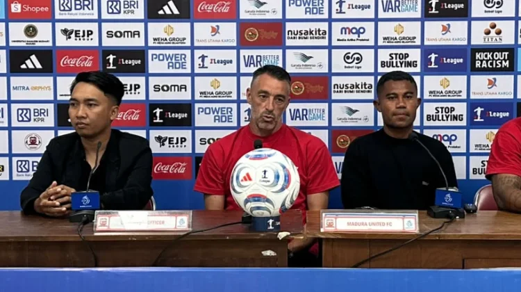 Ze Gomes Tidak Ingin Terbebani Catatan Pertemuan Madura United vs PSIM
