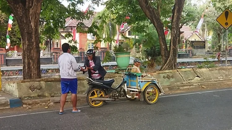 Ratusan Nasi Bungkus Kita Berbagi Sosial Sumenep Kembali Mengalirkan Kebaikan