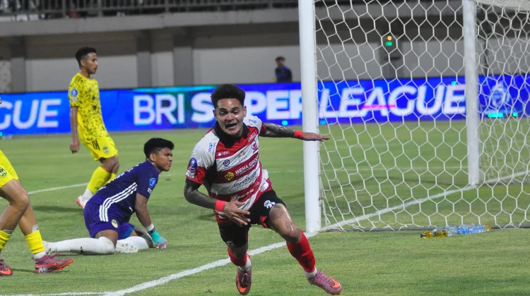 Berhasil Come Back, Madura United Tundukkan PSIM 2-1