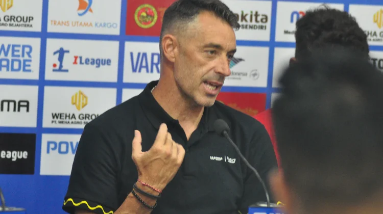 Perubahan Strategi di Babak Kedua Jadi Kunci Kemenangan Madura United