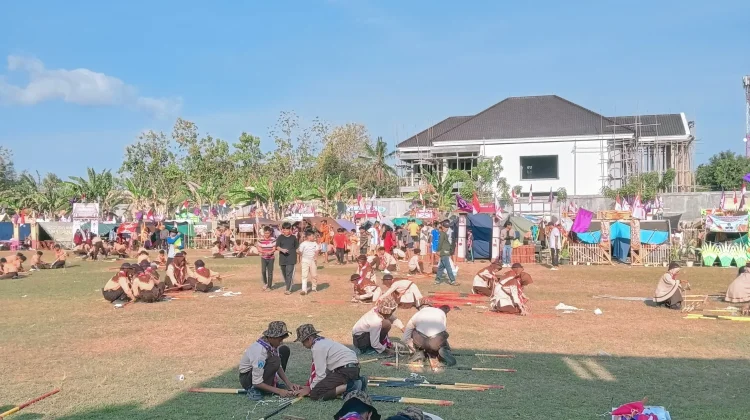 SD Integral Lukman Hakim Semarakkan Perkemahan Penggalang