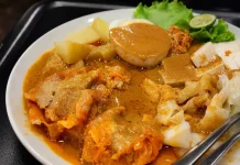 Siomay Hangat Jadi Favorit Berbuka Ramadhan