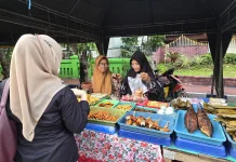 Pedagang Takjil di Kabupaten Sumenep Keluhkan Lonjakan Harga Kebutuhan Pokok